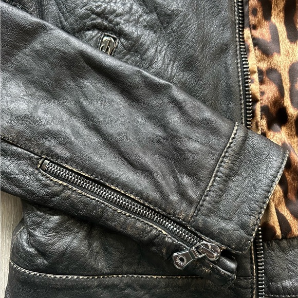 Dolce & Gabbana Black Leather Jacket with Leopard Print Lining - Picture 15 of 16
